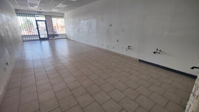 724 S Boulder Hwy, Henderson, NV for lease Interior Photo- Image 1 of 3