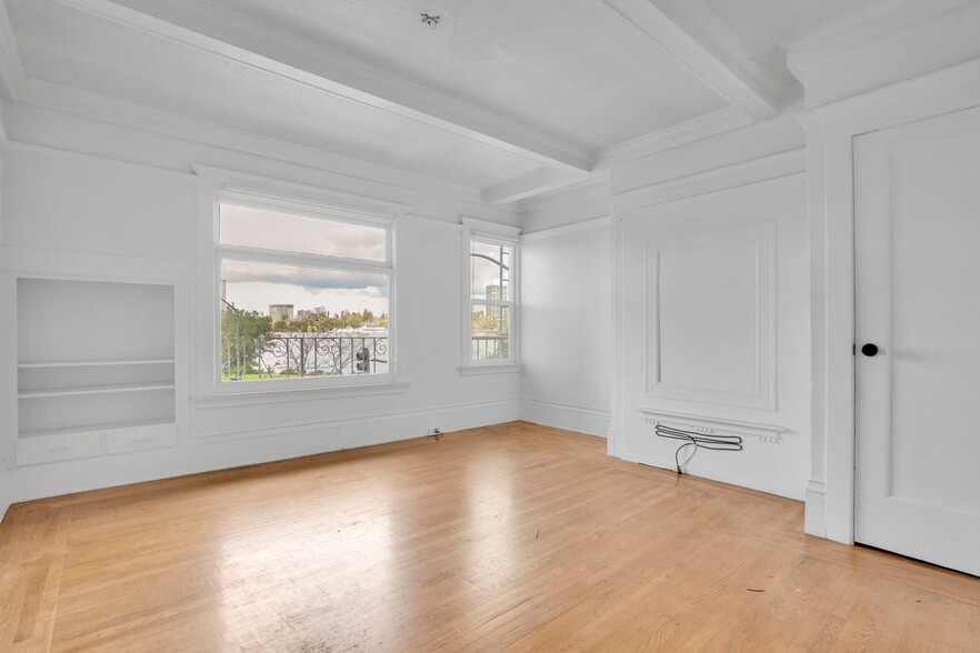 1520 1st Ave, Oakland, CA for sale - Interior Photo - Image 3 of 8