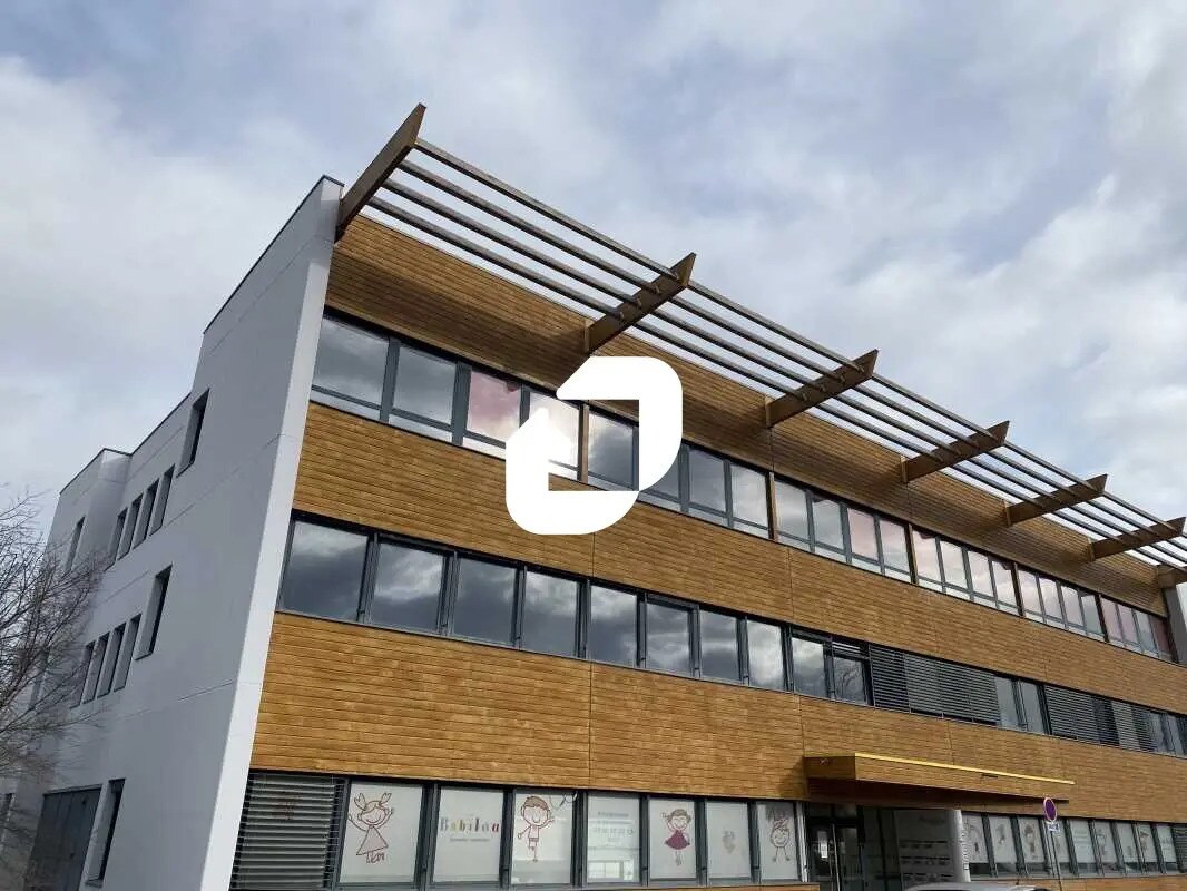 Bureau dans Saint-Priest à louer Photo du bâtiment- Image 1 de 9