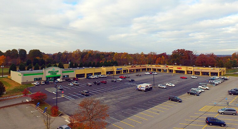 1800 Peery Dr, Farmville, VA for lease Building Photo- Image 1 of 7