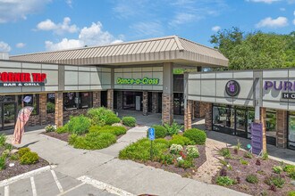 1960-1984 Grand Ave, West Des Moines, IA for lease Interior Photo- Image 1 of 1