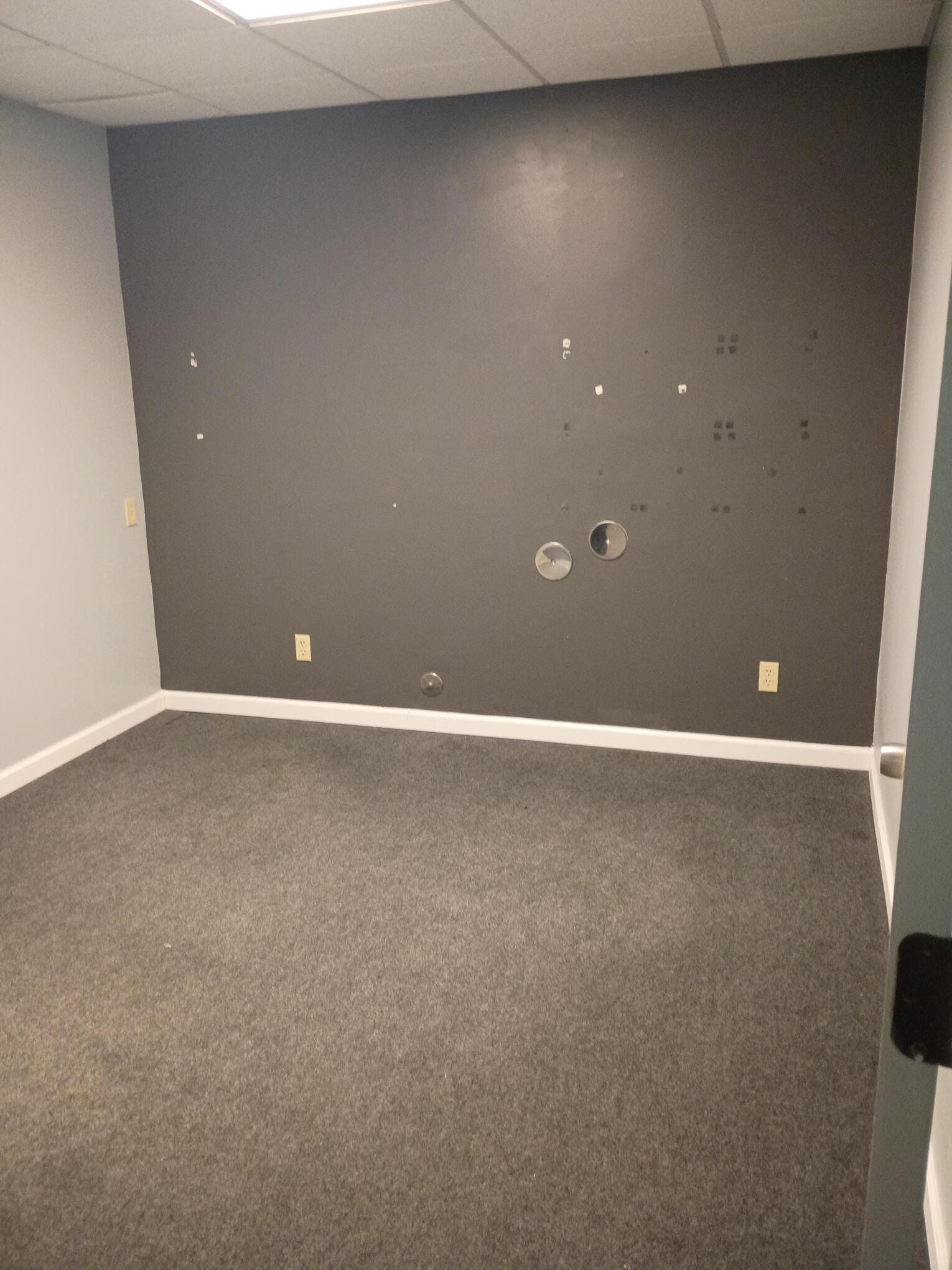 6100-6112 N Illinois St, Fairview Heights, IL for lease Interior Photo- Image 1 of 9