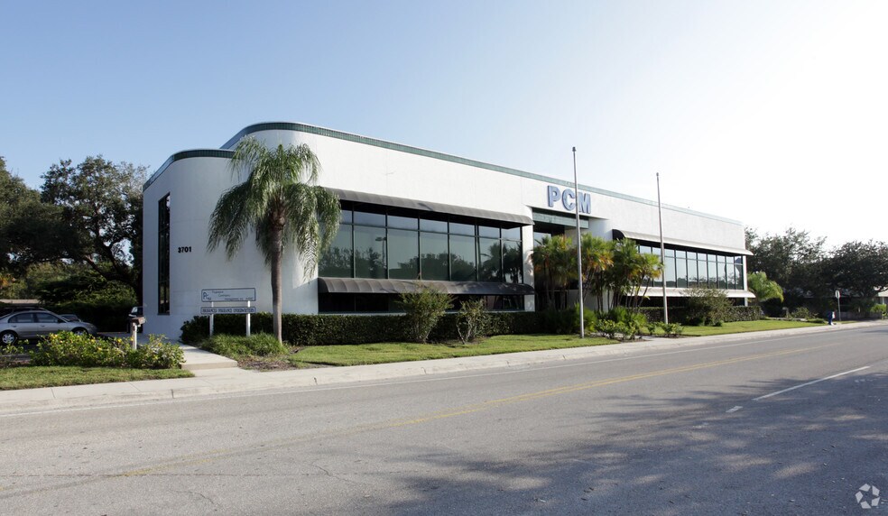 3701 S Osprey Ave, Sarasota, FL à louer - Photo du bâtiment - Image 2 de 7
