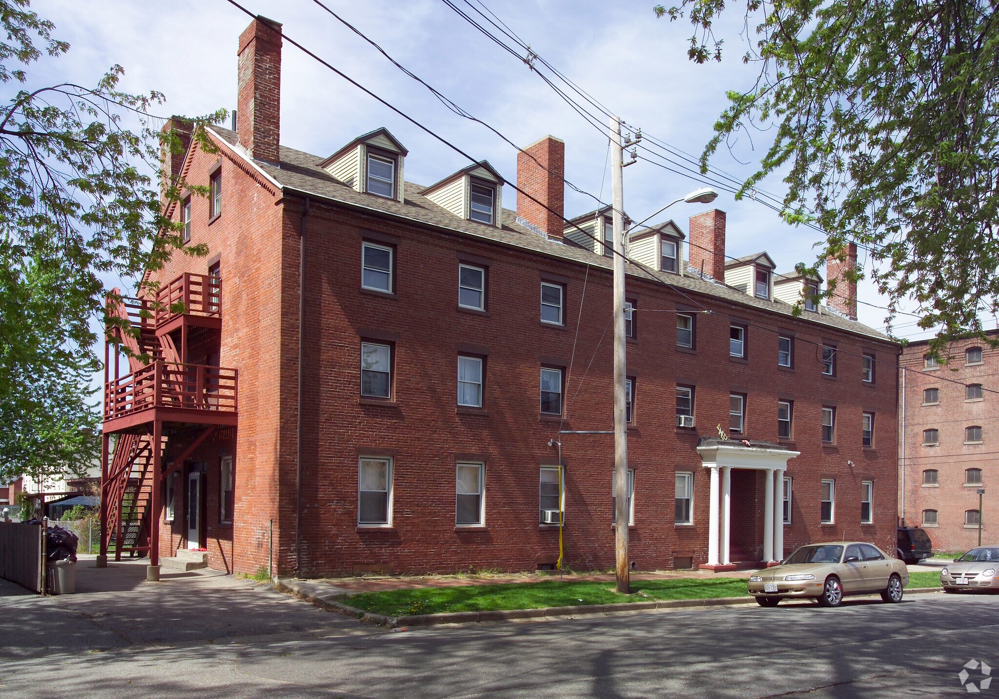 2-6 Dwight St, Chicopee, MA à vendre Photo principale- Image 1 de 3