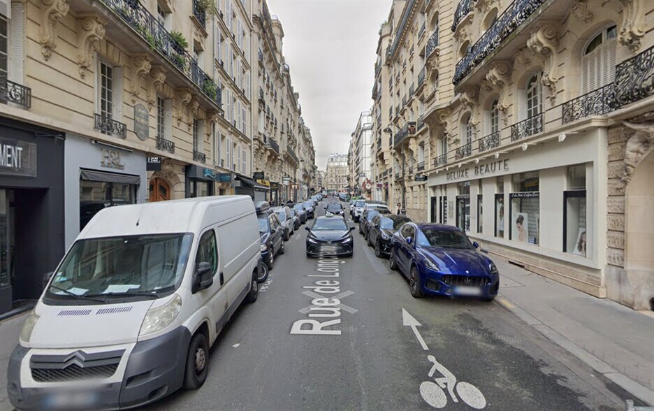Retail in Paris for lease - Building Photo - Image 1 of 3