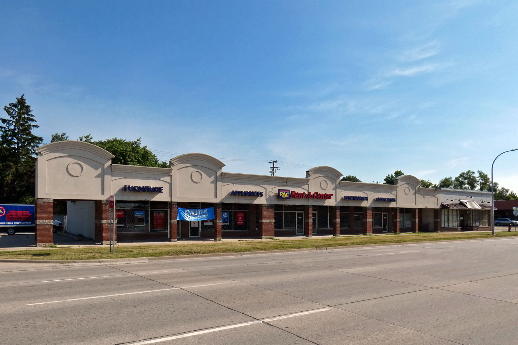 32518-32536 Michigan Ave, Wayne, MI for sale Primary Photo- Image 1 of 1