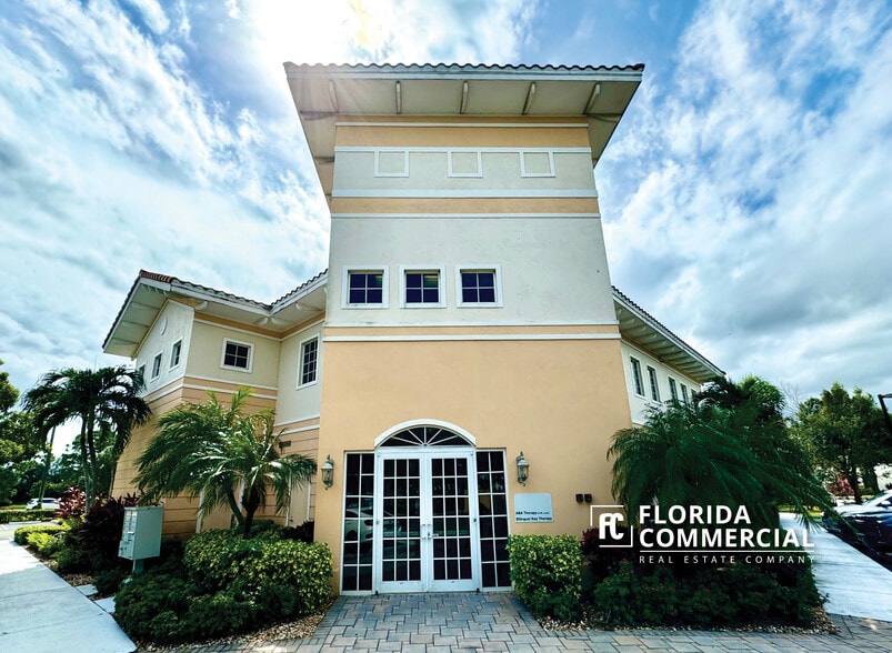 1631 NW St Lucie West Blvd, Port Saint Lucie, FL à louer - Photo du bâtiment - Image 2 de 11