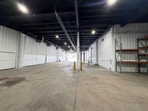 923 E Michigan Ave, Battle Creek, MI for lease Building Photo- Image 1 of 7