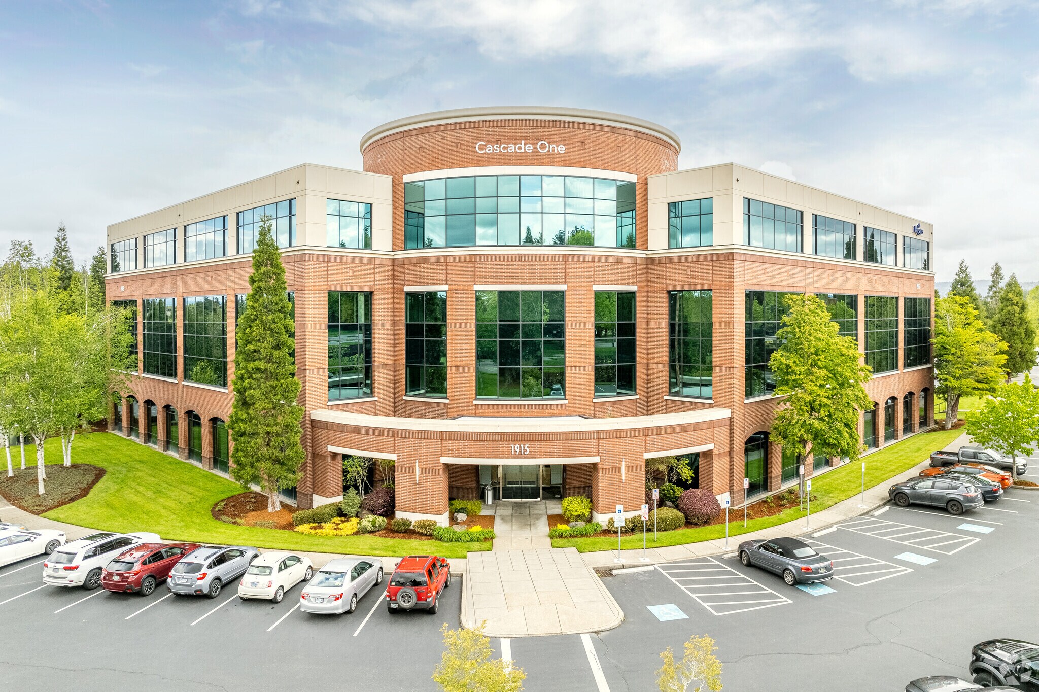 9225 NE Turing Ct, Beaverton, OR for lease Building Photo- Image 1 of 13