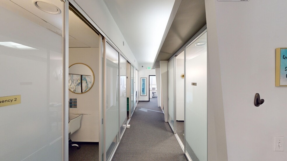 574 Santa Fe Dr, Denver, CO for lease - Interior Photo - Image 3 of 4