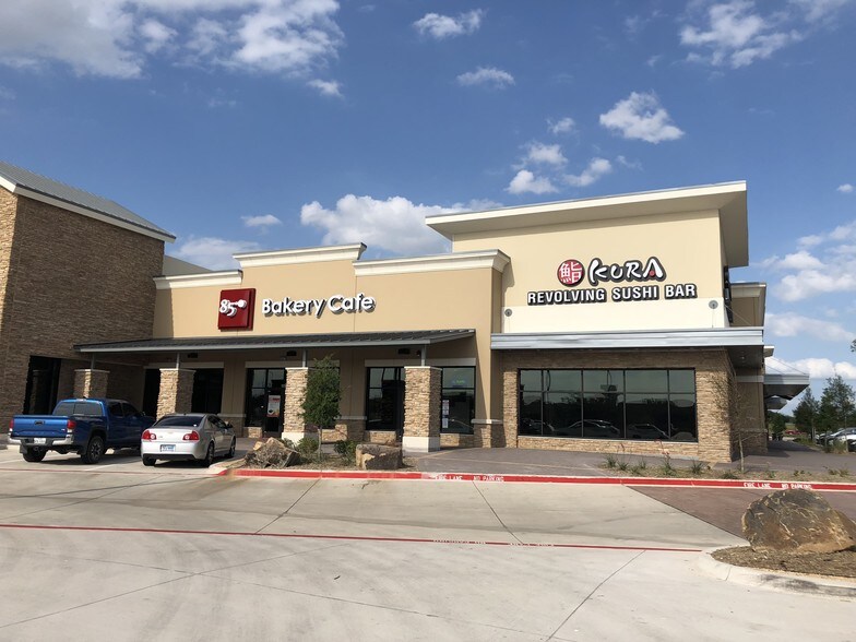Warren Pkwy, Frisco, TX à louer - Photo du bâtiment - Image 2 de 10