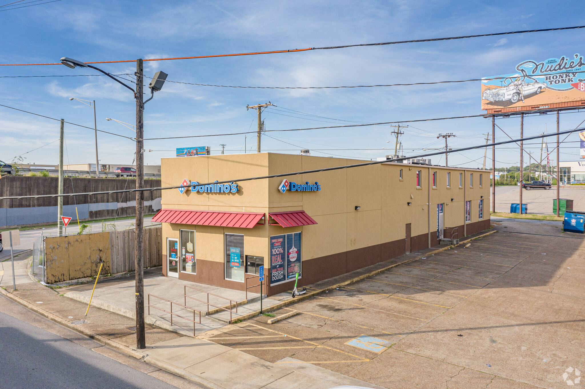 835 4th Ave S, Nashville, TN à vendre Photo principale- Image 1 de 6