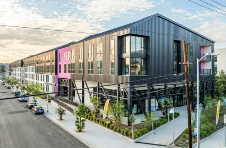 3401 Pasadena Ave, Los Angeles, CA for lease - Building Photo - Image 3 of 9