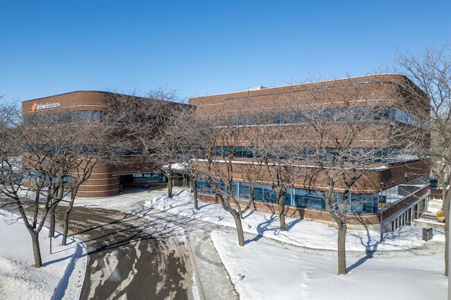 Plus de détails pour 1255 Rte Transcanadienne, Dorval, QC - Bureau à louer