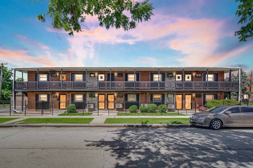 184 W 147th St, Harvey, IL à vendre - Photo du bâtiment - Image 2 de 19