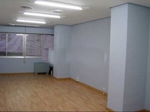 Bureau dans Córdoba, Córdoba à louer - Photo du bâtiment - Image 1 de 3