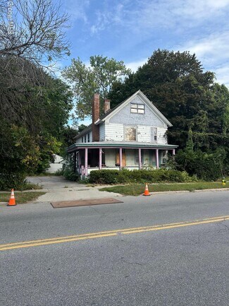 More details for 137 Ridge St, Glens Falls, NY - Retail for Sale