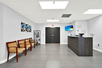 13595 SW 134th Ave, Miami, FL for lease Interior Photo- Image 2 of 11