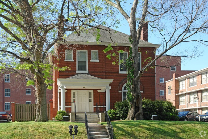1915 Adelicia St, Nashville, TN à louer - Photo du bâtiment - Image 3 de 4