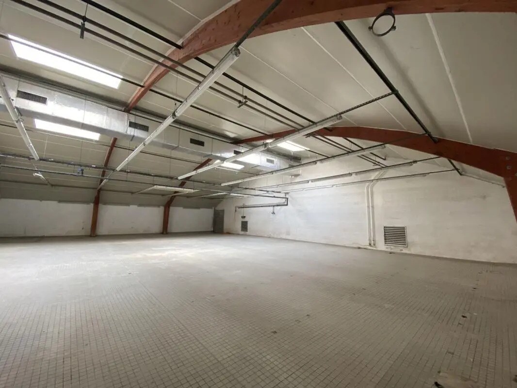 Industriel dans Nantes à louer Photo du bâtiment- Image 1 de 7