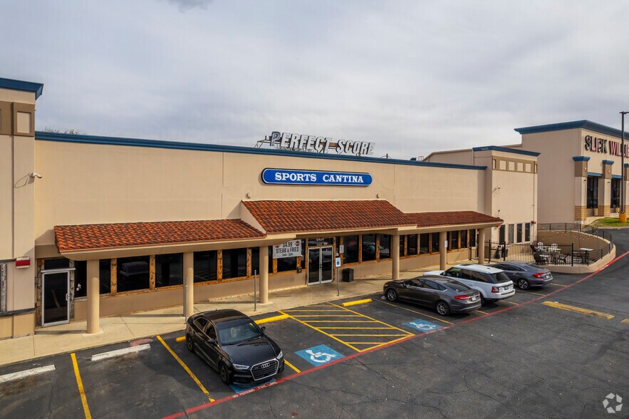 6420 NW Loop 410, San Antonio, TX à louer - Photo du bâtiment - Image 3 de 15