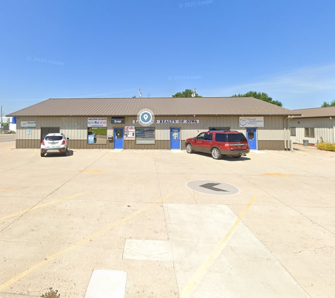 1710 Lincoln Ave, Spirit Lake, IA for lease - Primary Photo - Image 1 of 1