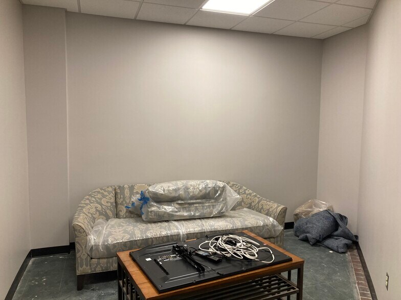 309 W Superior St, Duluth, MN à vendre - Photo du bâtiment - Image 2 de 21