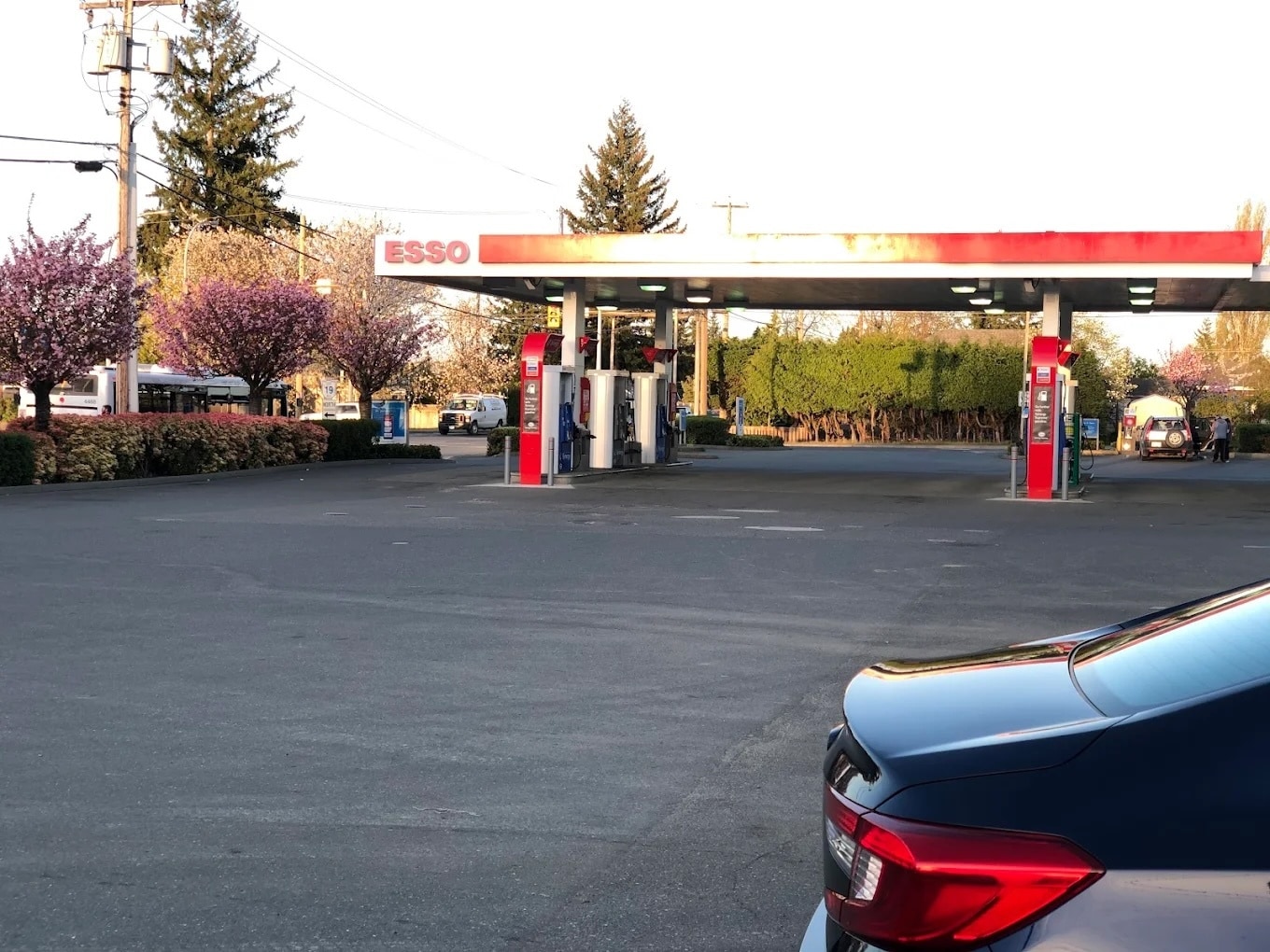 2001 16th Ave, Campbell River, BC for sale Building Photo- Image 1 of 5