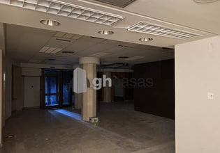 Retail in Madrid, Madrid for lease Interior Photo- Image 2 of 3