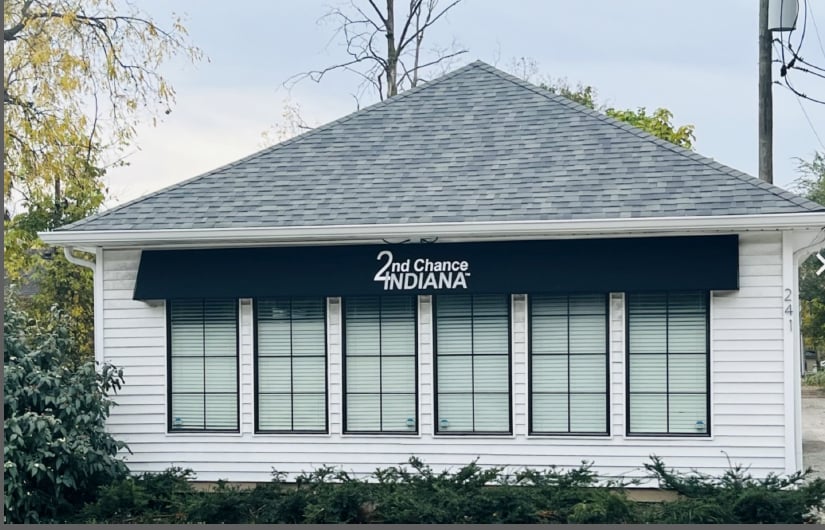 241 W 38th St, Indianapolis, IN for sale - Primary Photo - Image 1 of 9