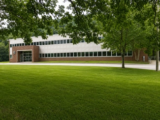 More details for 1 Kiski Ave, Leechburg, PA - Office for Sale