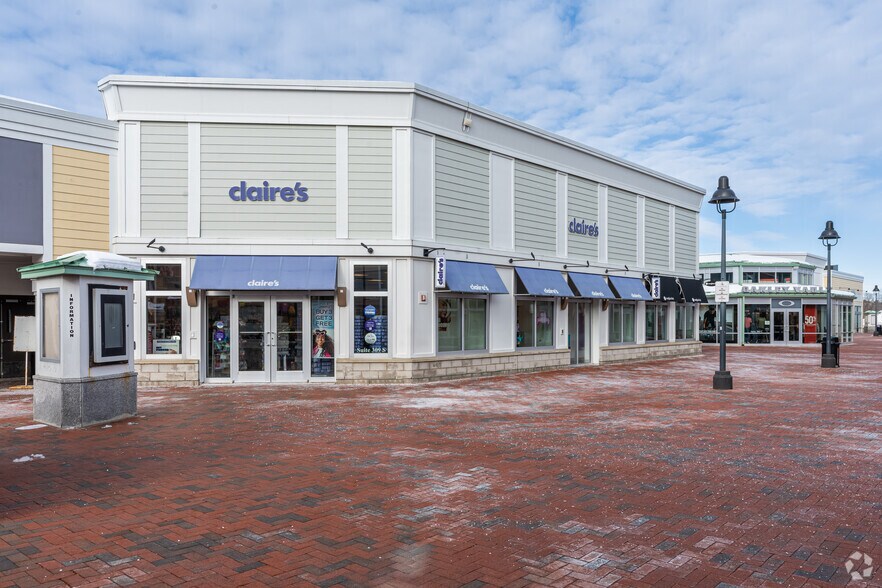 1 Freeport Village Sta, Freeport, ME à louer - Photo du bâtiment - Image 2 de 17