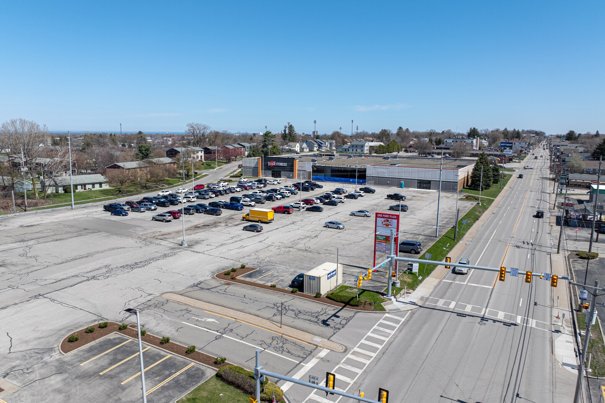 1530 W 26th St, Erie, PA à louer Photo du bâtiment- Image 1 de 9