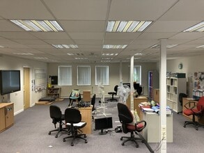 Nightingale Clos, Rotherham à louer Photo du bâtiment- Image 1 de 1