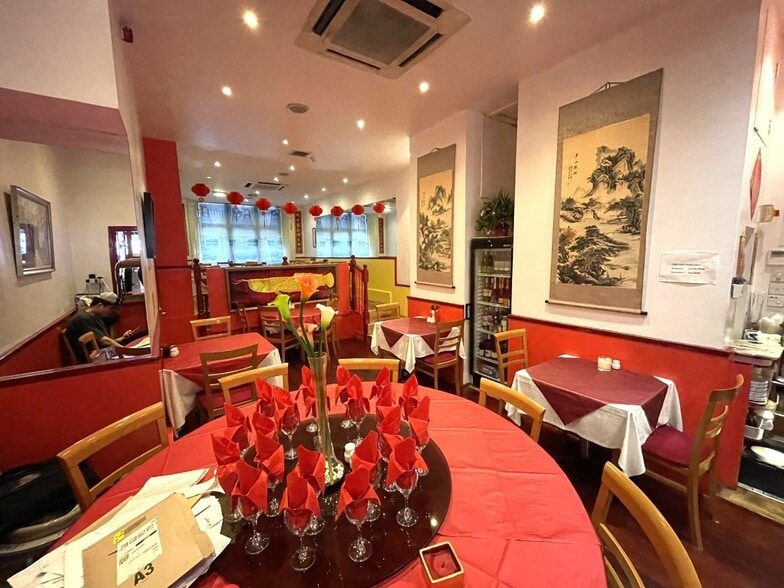 6A West Maitland St, Edinburgh for lease - Interior Photo - Image 2 of 42