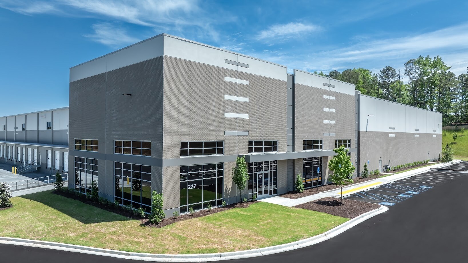 227 Promenade Pky, Fayetteville, GA à vendre Photo du bâtiment- Image 1 de 1