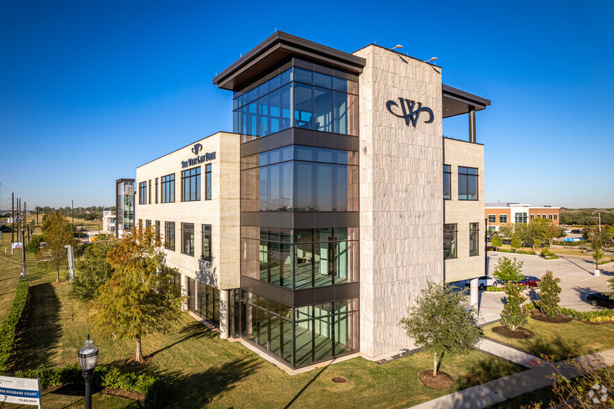 6908 Brisbane Ct, Sugar Land, TX for lease - Building Photo - Image 1 of 7