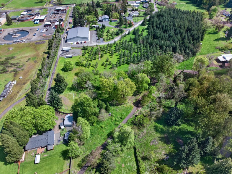 37516 Beaton ln, Lebanon, OR for sale - Building Photo - Image 3 of 15