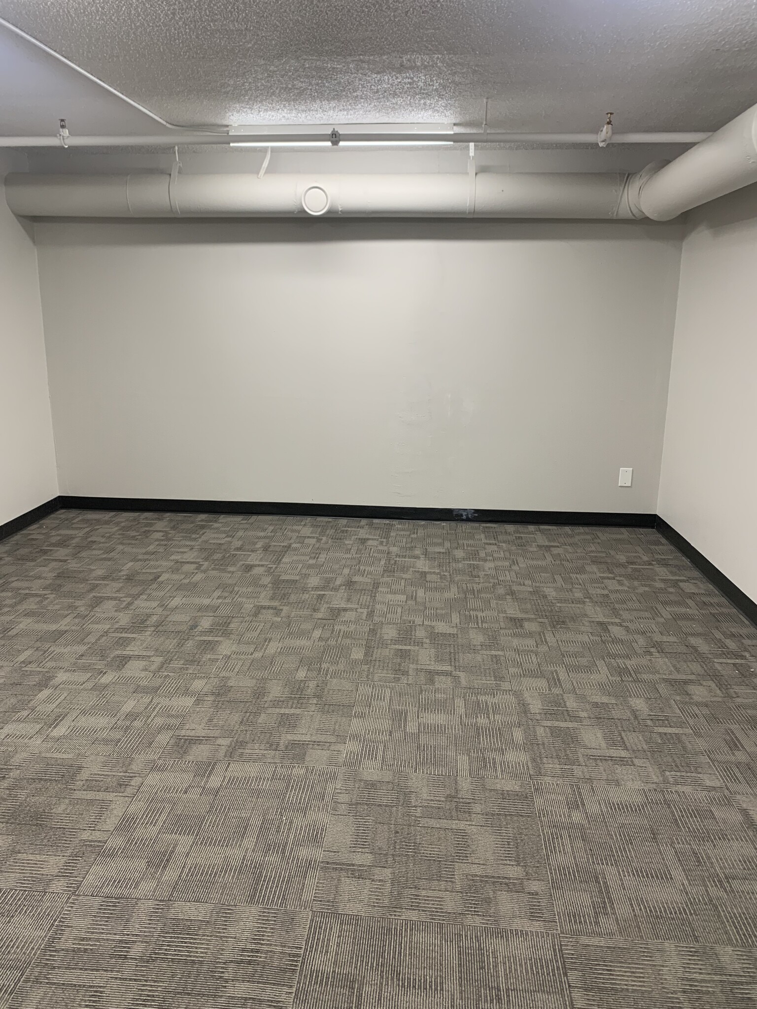 222 N Broadway, Fargo, ND for lease Building Photo- Image 1 of 4