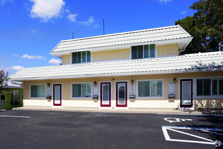 36 Tropic Blvd W, Largo, FL for lease - Building Photo - Image 3 of 4