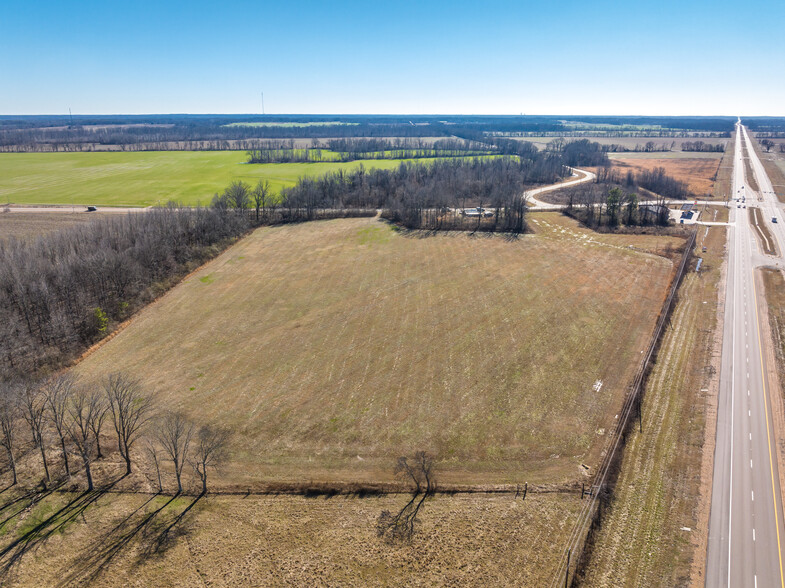 Austin Peay Hwy, Millington, TN à vendre - Photo du bâtiment - Image 3 de 8