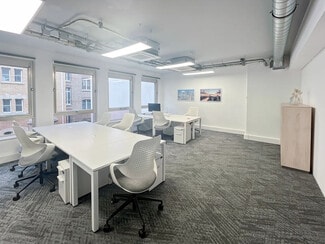 More details for 29 Rue Blanche, Paris - Office for Lease