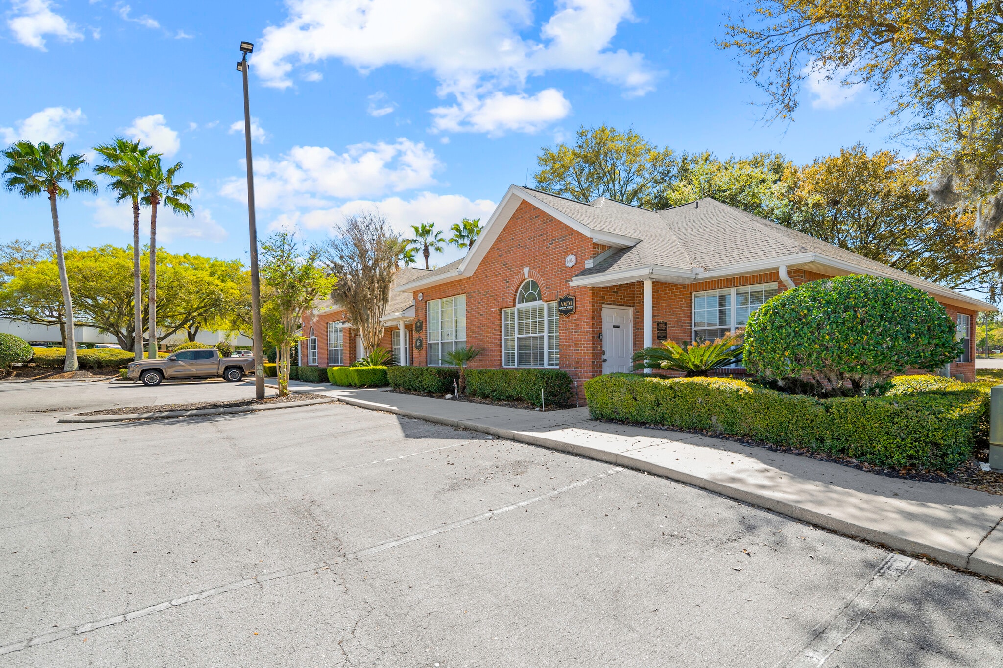 6817 Southpoint Pky, Jacksonville, FL for lease Building Photo- Image 1 of 40