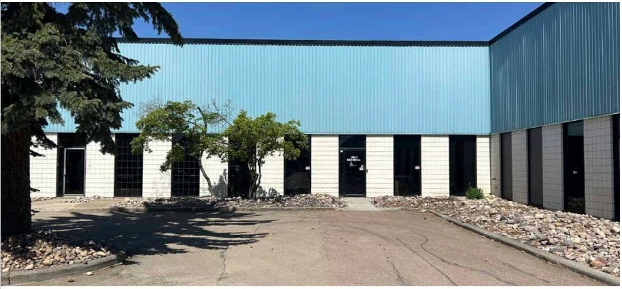 14504-14598 121A Av NW, Edmonton, AB for lease - Building Photo - Image 2 of 6