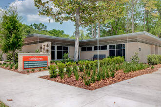 1050 NW 8th Ave, Gainesville, FL à louer Photo du b timent- Image 1 de 14