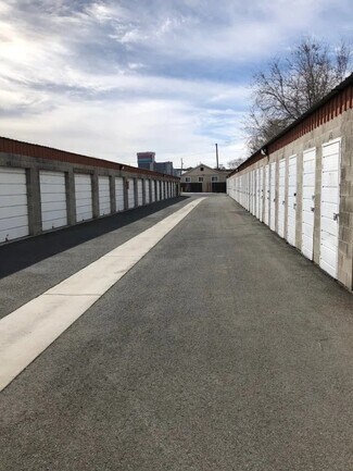 Plus de détails pour 226 Linden St, Reno, NV - Industriel à louer