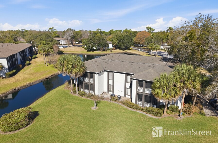 1756 S Clyde Morris Blvd, Daytona Beach, FL à vendre - Photo du bâtiment - Image 2 de 48