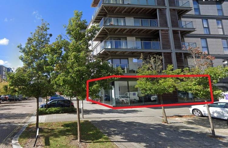 349 South Row, Milton Keynes for lease Primary Photo- Image 1 of 2