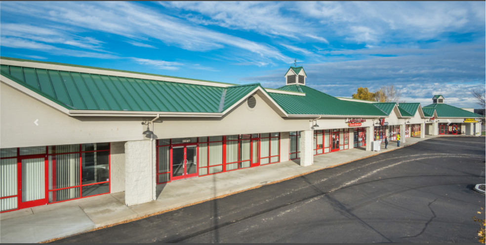 8610-8664 W Overland Rd, Boise, ID for lease - Building Photo - Image 1 of 6