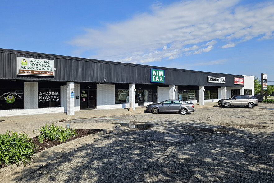 3700 28th St SE, Grand Rapids, MI for lease - Building Photo - Image 1 of 4